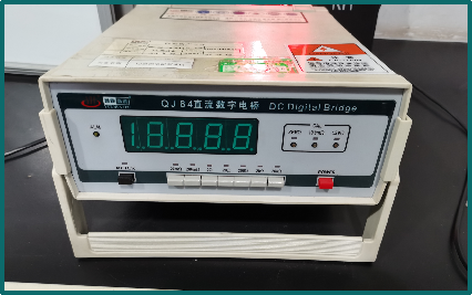 绝缘电阻测试仪